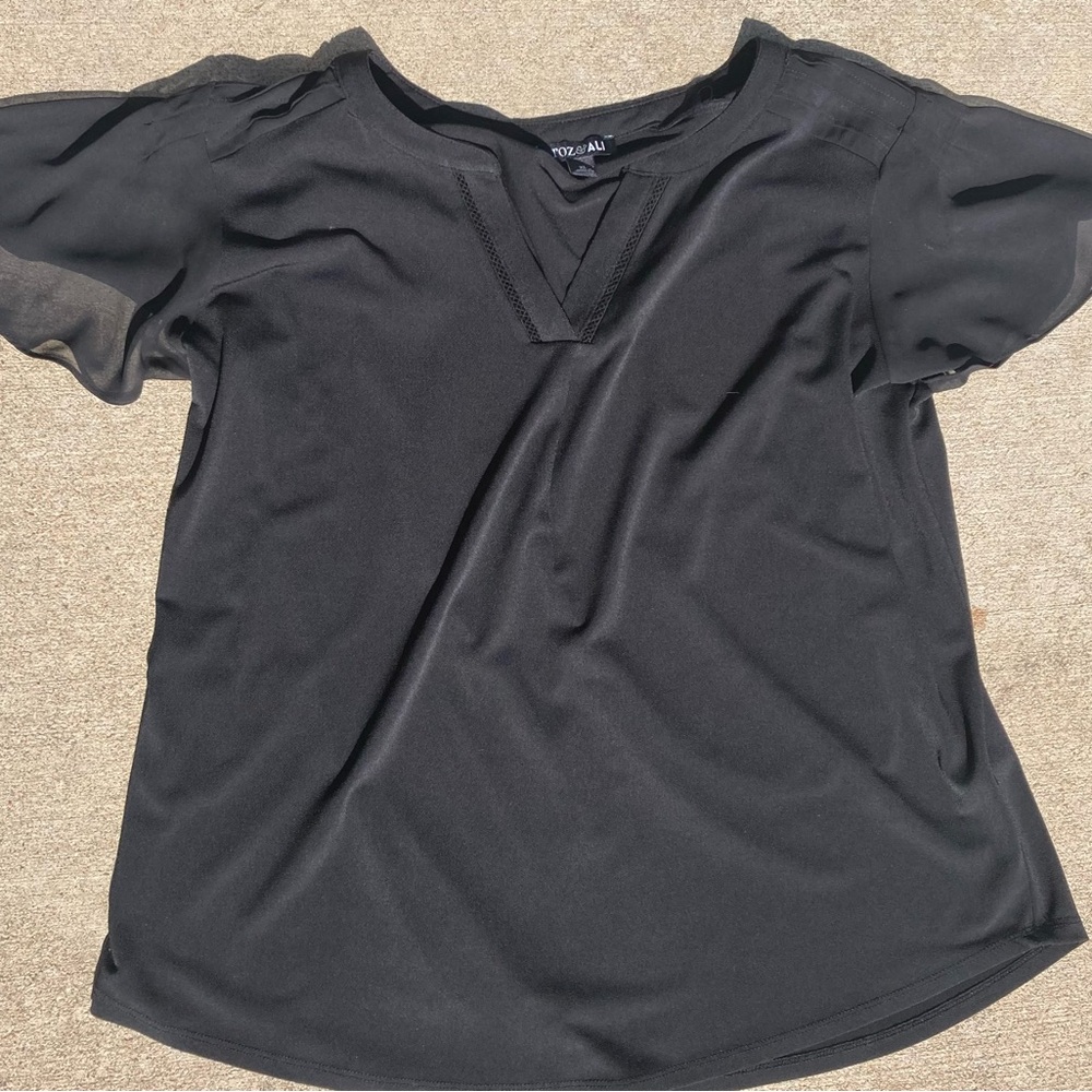 Roz&Ali Black Blouse